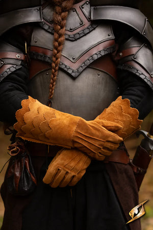 Scale Gloves Suede