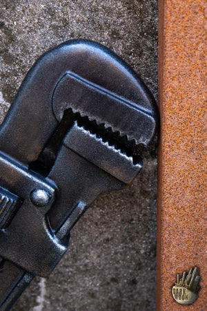 Monkey wrench